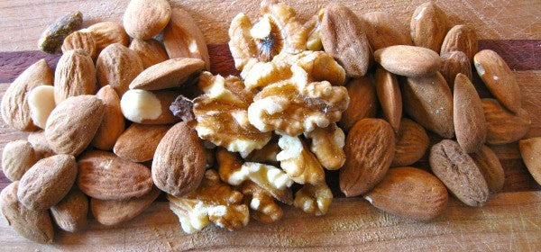Raw, Organic & Nuts: Polyphenols & your health
