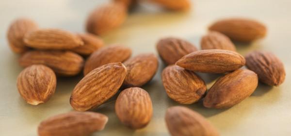 Raw, Organic & Nuts: Nuts to avoid illness!