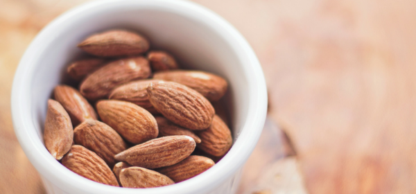 Raw, Organic & Nuts: Almonds for headaches