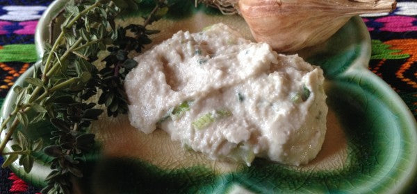 Cashew Cream Cheese with Herbs & Garlic