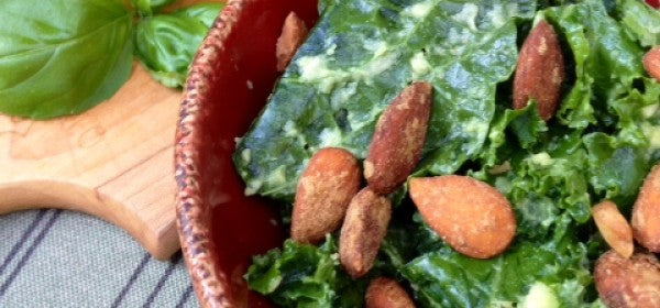 Raw, Organic & Nuts : Quick Avocado Kale~nut Salad
