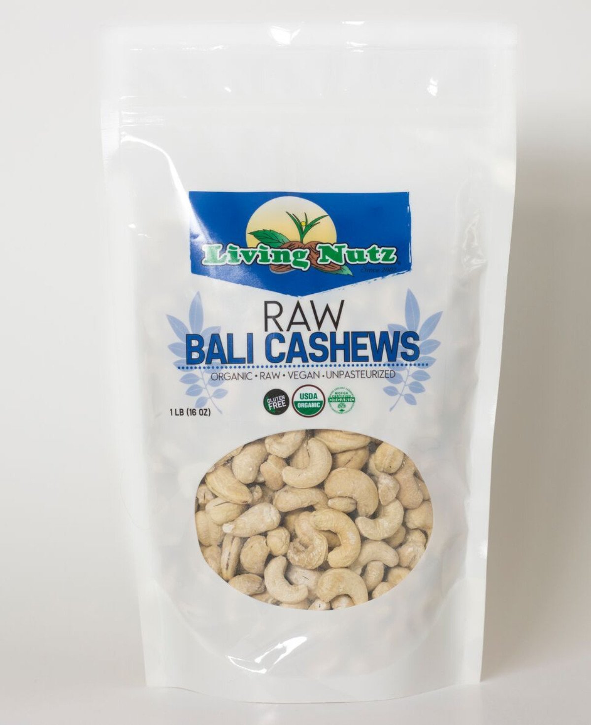 raw organic Bali cashews. Fresh  raw Bali cashews are a healthy nut to eat
